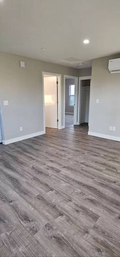 Main picture of 918 30th Ave