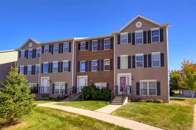 Main picture of 4503 NE McDougal Ln