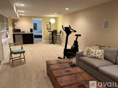 Main picture of 5750 W Pacific Pl
