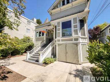 Main picture of 1466 Hopkins St