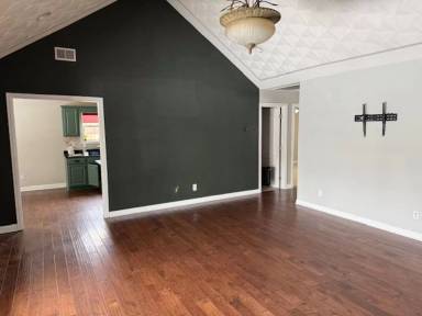 Main picture of 131 Piedmont Dr