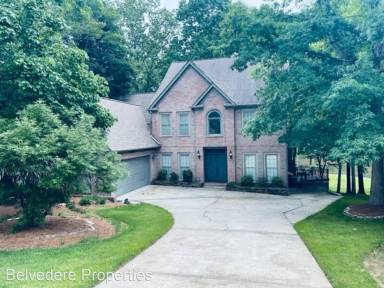 Main picture of 5300 Coveview Ct