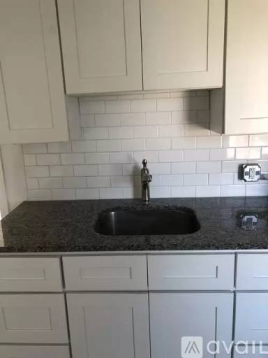 Main picture of 2708 3rd Ave