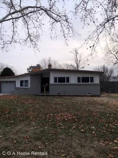 Main picture of 4500 S Ida Ave
