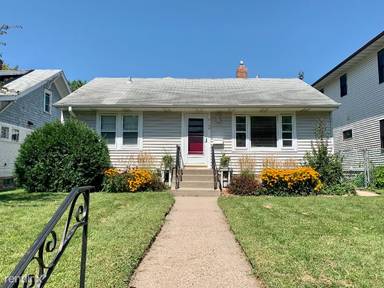 Main picture of 2135 Randolph Ave