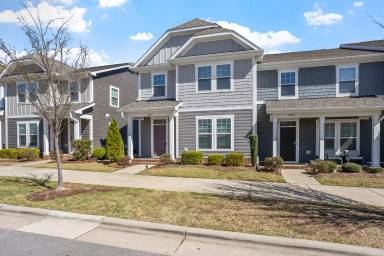 Main picture of 6512 Perry Creek Rd
