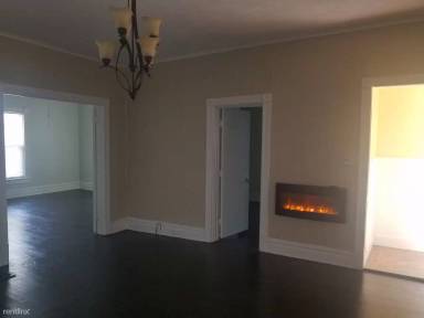 Main picture of 318 Union Ave NE