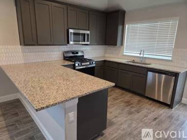 Main picture of 105 Riverhill Dr