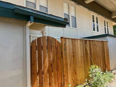 Main picture of 512 Roundtree Ct