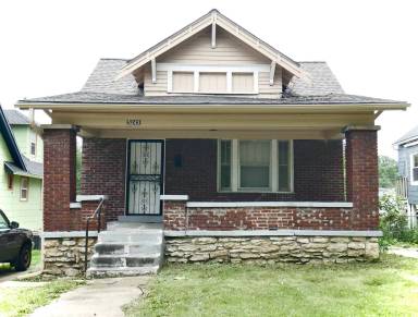 Main picture of 5243 Woodland Ave