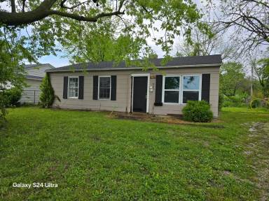 Main picture of 607 Saint Monica Dr
