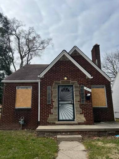 Main picture of 19355 Gable St