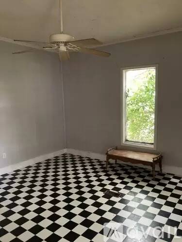 Main picture of 1905 Hazel St