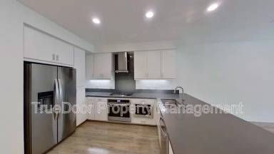 Main picture of 2444 Nolita