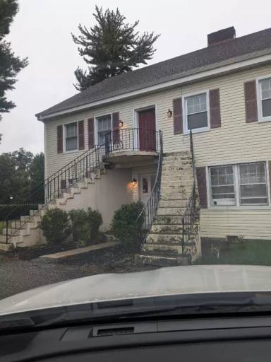 Main picture of 2274 S Market St