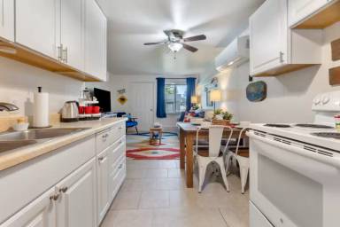 Main picture of 661 8th Avenue East N