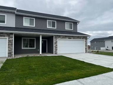 Main picture of 122 Cedar Dr