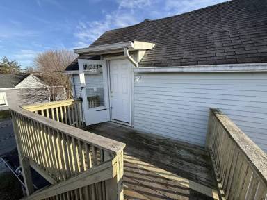 Main picture of 2235 Ekin Ave