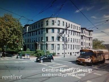 Main picture of 1880 Commonwealth Ave