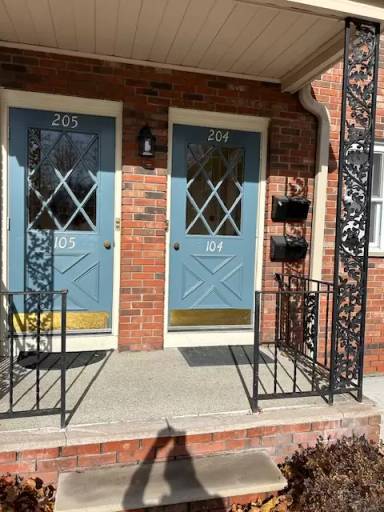 Main picture of 422 Ringwood Ave