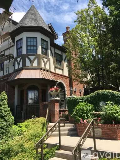 Main picture of 60 S Garfield St