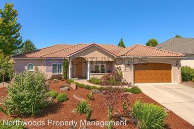Main picture of 143 Pine Lake Dr