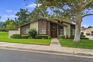 Main picture of 961 Ardmore Cir