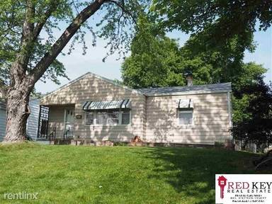 Main picture of 2511 S 43rd St