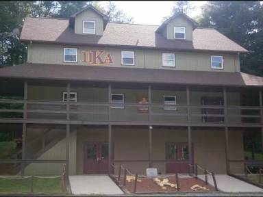 Main picture of 1469 Edgewater Rd