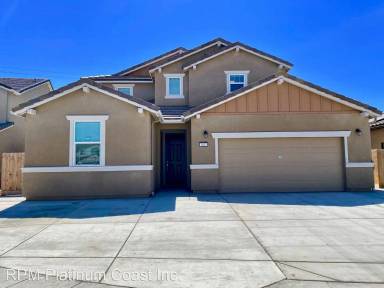 Main picture of 7027 N Shiraz Ave