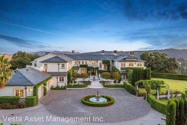 Main picture of 10 Serenity Ln