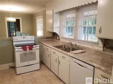 Main picture of 7120 Sherrills Ford Rd