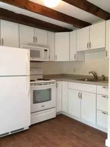 Main picture of 16 Etna Rd