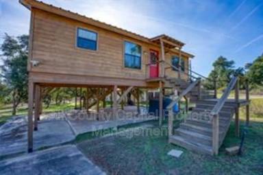 Main picture of 1417 Edgewater Dr