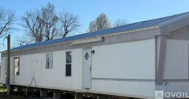 Main picture of 2081 Oakshire Rd