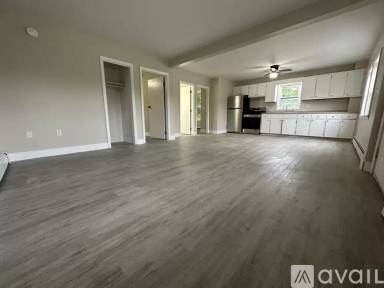 Main picture of 114 Riverside Dr