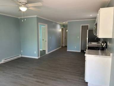 Main picture of 900 Church St