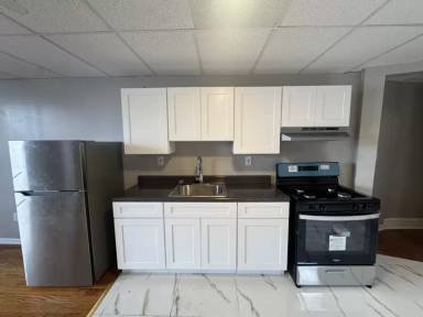 Main picture of 84 2nd St