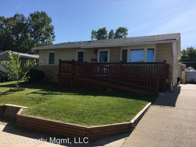 Main picture of 509 E Waterloo St
