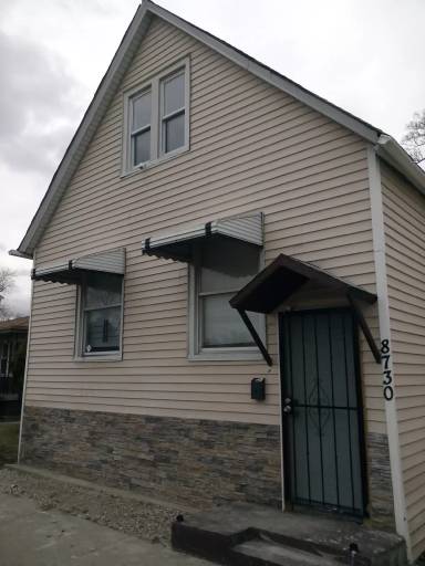 Main picture of 8730 S Halsted St