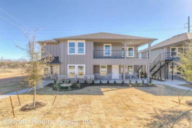 Main picture of 2011 Rockview Dr