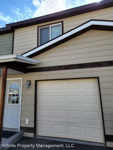 Main picture of 1004 Cruiser Lane, Unit R