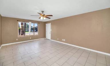 Main picture of 1128 E Broadmor Dr