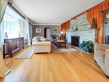 Main picture of 6709 Loch Raven Blvd