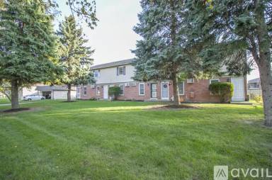 Main picture of 5373 Cresthaven Ln