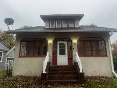 Main picture of 1118 8th Ave S