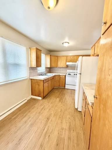 Main picture of 2828 W 11th St
