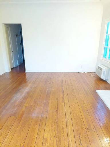 Main picture of 350 N Spaulding Ave