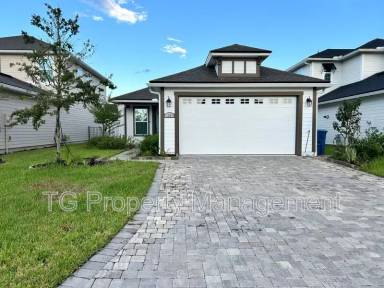 Main picture of 33 Rose Dew Dr
