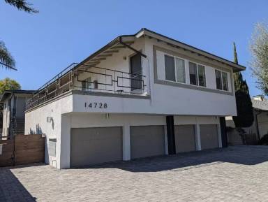 Main picture of 14728 Magnolia Blvd